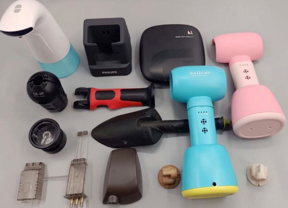 custom plastic injection molded parts samples from China manufacturer