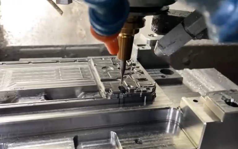 injection mold making CNC milling