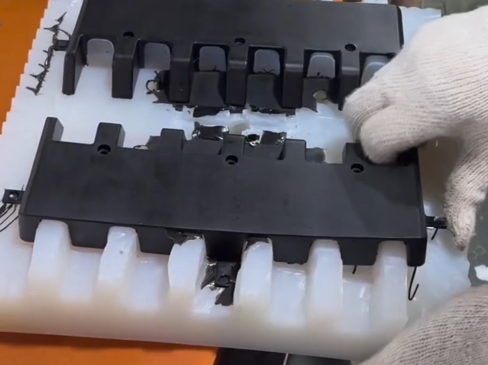 Urethane vacuum casting for automotive prototype parts — silicone mold production at RpProto