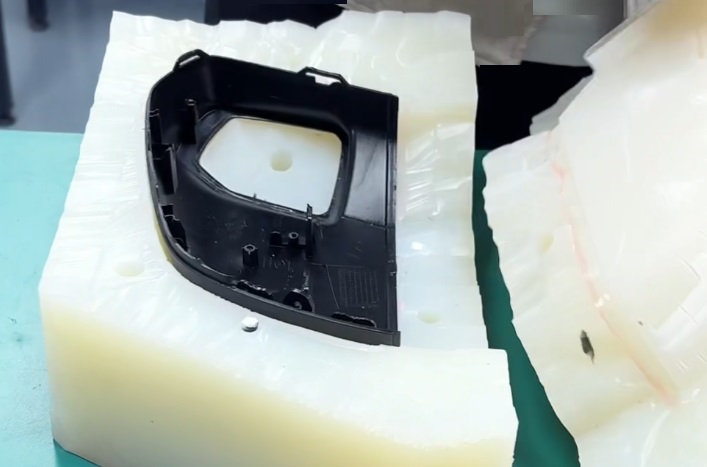 Urethane Vacuum Casting Black ABS Enclosure
